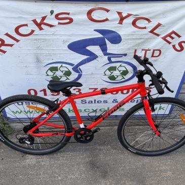 Frog 73 26” Wheel Unisex Kids Bike. Red No1. £225. Serviced. Good
