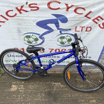 Frog 62 14” Frame, 24” Wheel Unisex Kids Bike. Electric blue No2. £250. Great