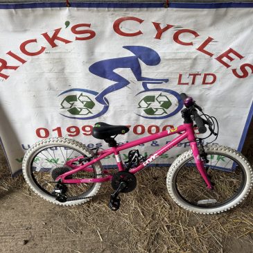 Frog 52 (Small) 20” Wheel Girls Bike. Pink No3. £175. Refurbished!