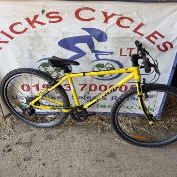 Frog 73 Tour De France 26” Wheel Unisex Kids Bike. Yellow TDF No3. £225. Serviced