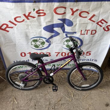Vitus (Large) 20” Wheel Kids Bike. Purple No1. £145. Great! Available Red as well.