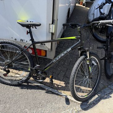 Claud Butler Edge HT 18” Frame Mountain Bike. £275. This bike is brand new!! Rrp £350!