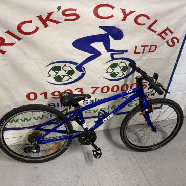 Frog 62 14” Frame, 24” Wheel Unisex Kids Bike. Electric blue No3. £245. Serviced