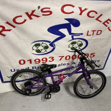 Frog 53 20” Wheel Kids Bike. Purple No1. £195. Very light weight