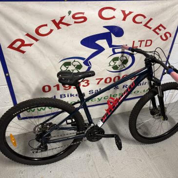 Specialized Pitch M Frame Mountain Bike. £295. Big Refurbish!