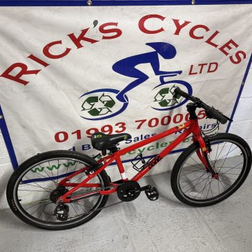 Frog 62 24” Wheel Unisex Kids Bike. Red No4. £225. Serviced, Great