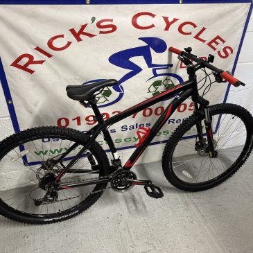 Specialized HardRock Sport 29er 19” Frame Mountain Bike. £295!