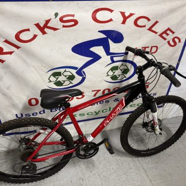 Apollo Phaze 17” Frame Mountain Bike. £100. Alloy frame. Serviced