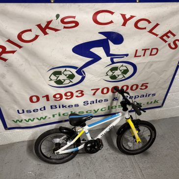 Frog 48 Team Sky 16” Wheel Kids Bike. Sky 4. £140. Serviced