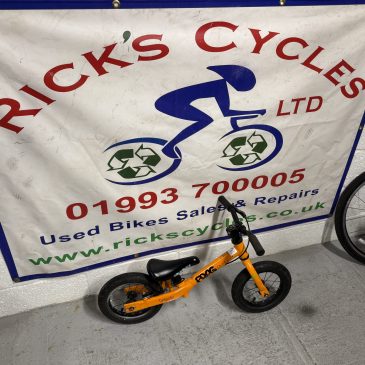 Frog Tadpole 12” Wheel Toddler Balance Bike. Orange No3. £35. Good/Fair!