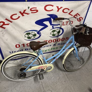 Dawes Duchess 17” Frame Ladies Frame Bike. £145. Serviced. Lovely Bike.