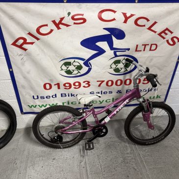 Trek MT60 20” Wheel Girls Bike. £85. Serviced, great!