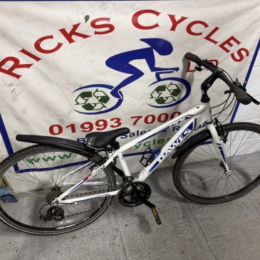 Dawes Discovery 14” Frame Ladies Hybrid Bike. £175! Serviced, Nice Alloy frame.