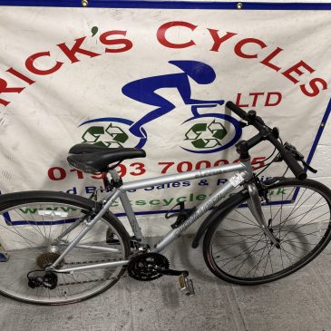 Specialized Sirrus A1 18.5” Frame Hybrid Bike. £175! Refurbished, Alloy frame & fast comfy ride!