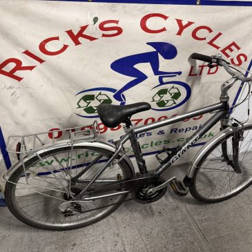Giant Expression DX 19” Frame Hybrid Bike. £135! Serviced, Great!