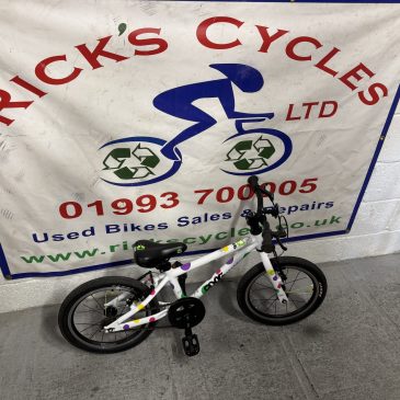 Frog 48 16” Wheel Kids Bike. Spotty No3. £175